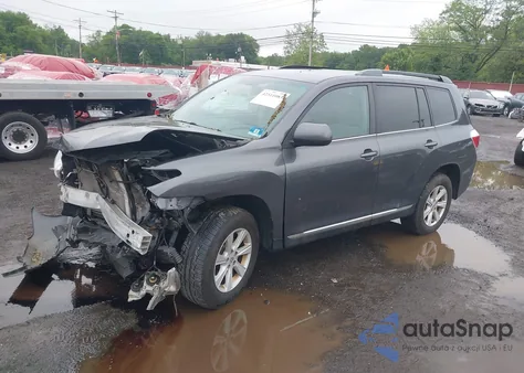 2012 Toyota Highlander Base V6 z USA, uszkodzony, nr VIN 5TDBK3EH4CS123918